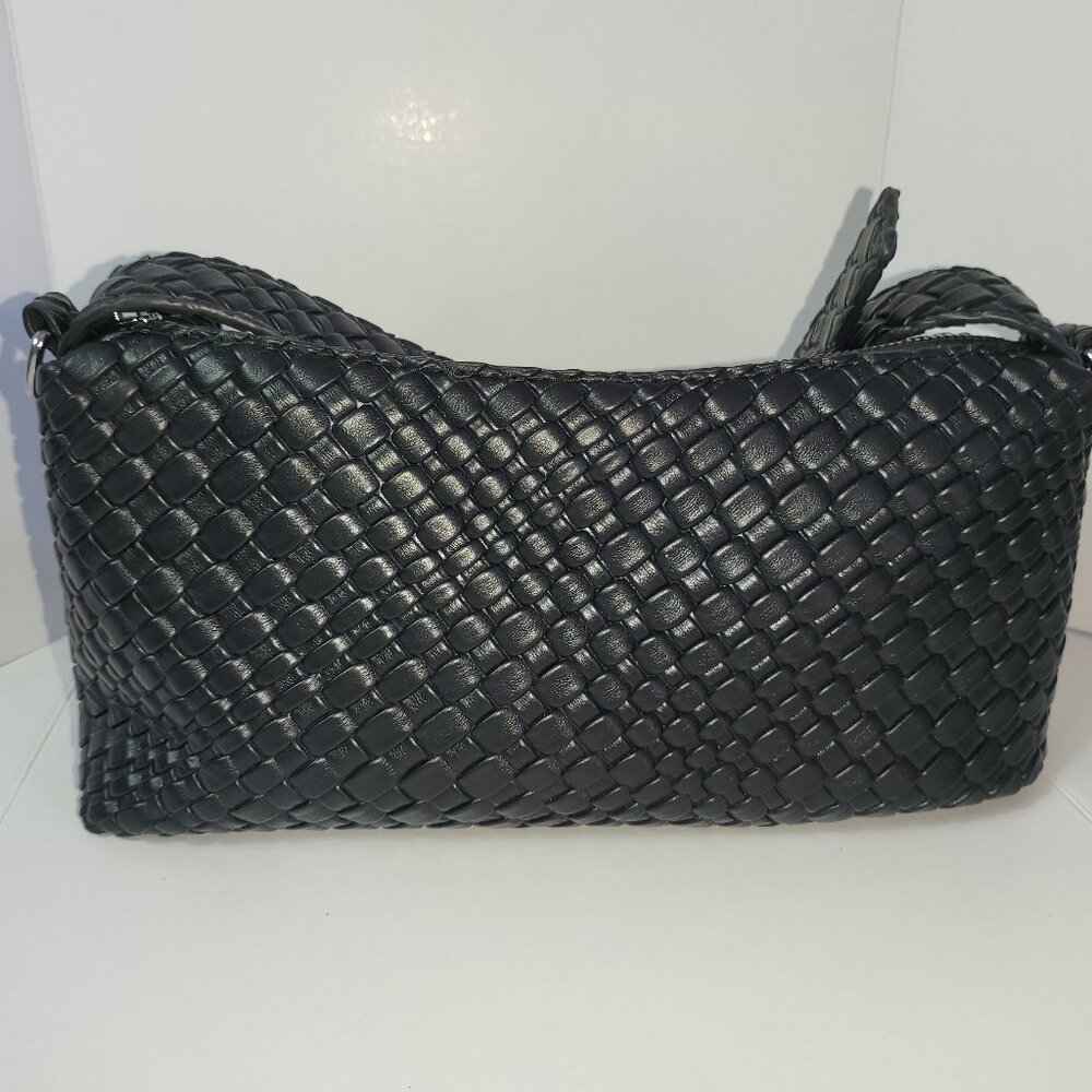 Crossbody Leather woven purse detachable strap lined inside pockets